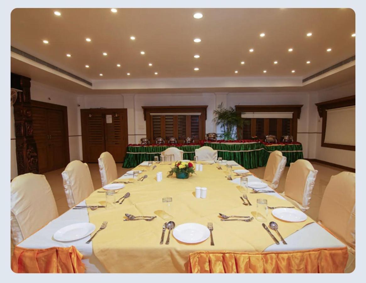Hotel Sasthapuri Kozhikode Zewnętrze zdjęcie